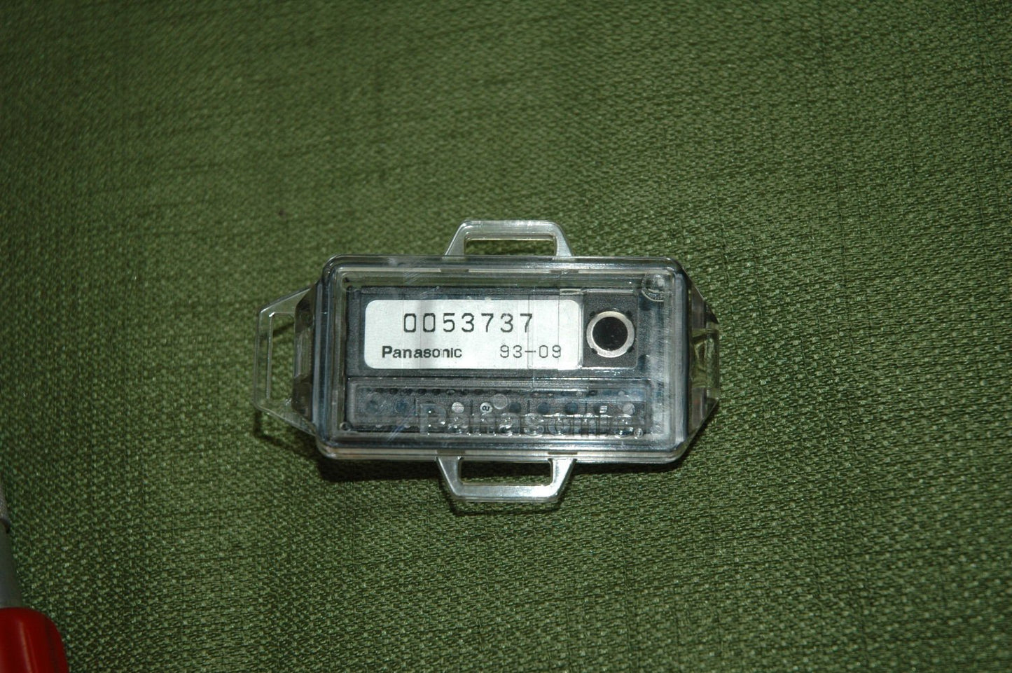 Panasonic UD-874 Clear Plastic single window integral clip Hangers for Panasonic dosimeters