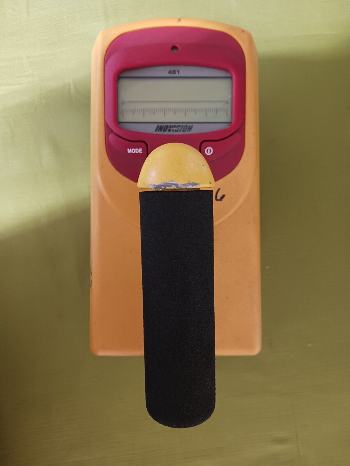 Inovision Ion chamber radiation meter 451P