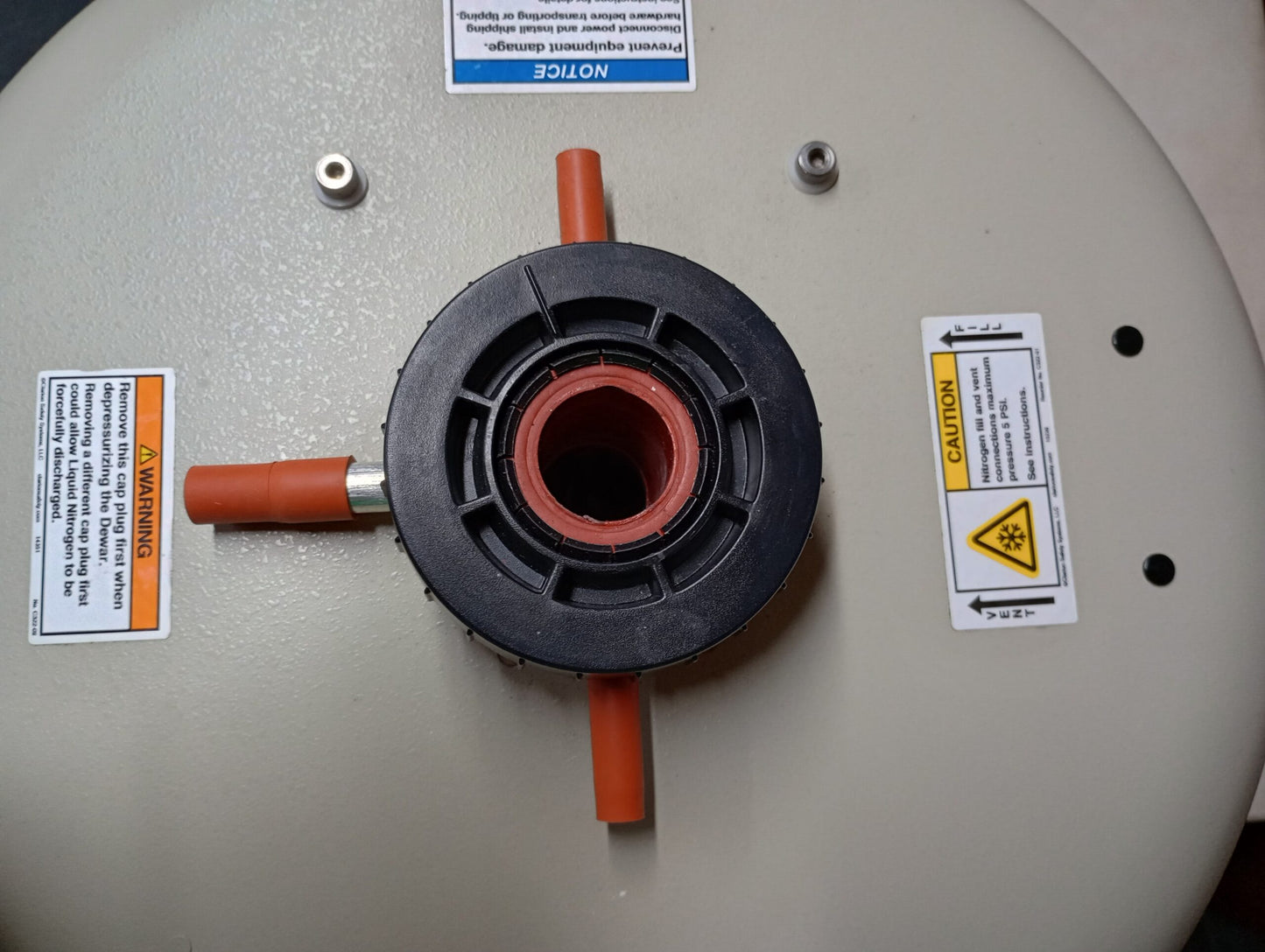 Canberra Cryo-Cycle II Hybrid Cryostat, Model CCII-VD