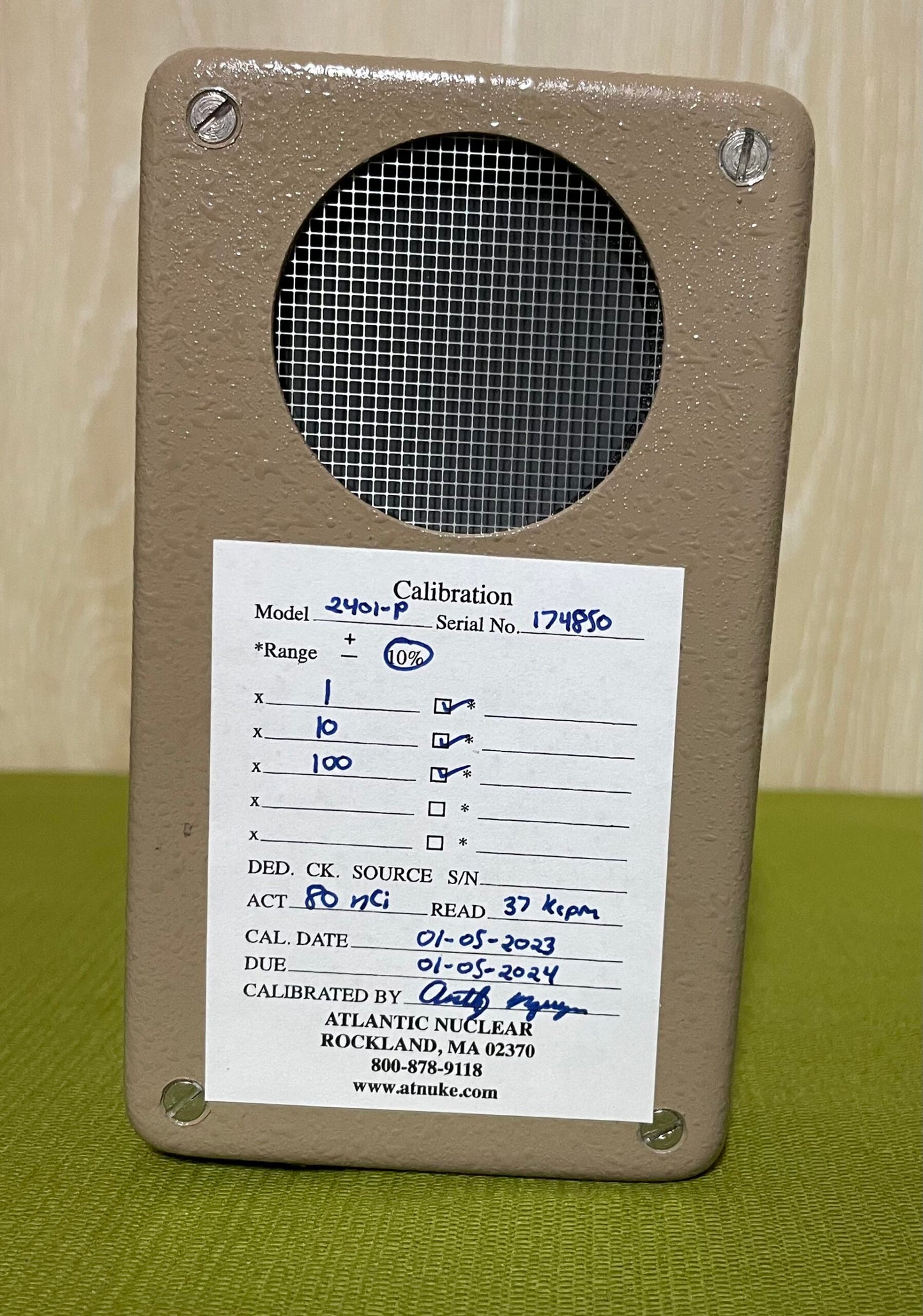 Ludlum Model 2401-P Pancake GM Pocket-Size Survey Meter (Like New Condition)