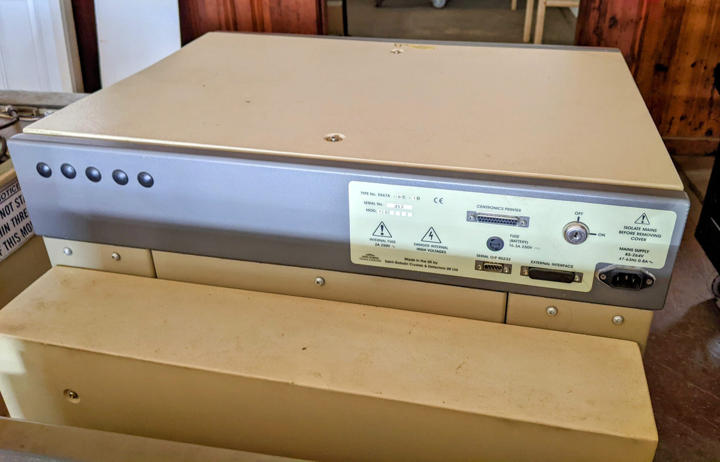 ThermoFisher Eberline SAM-11 4C 1D Shielded Small Article Monitor, Single Door