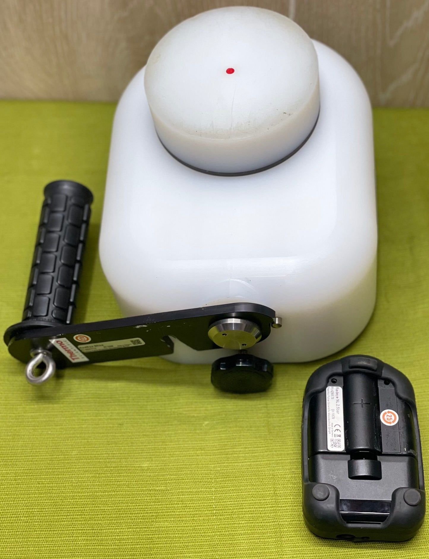 Thermo Scientific RadEye NL Personal Neutron Meter with RadEye Moderator