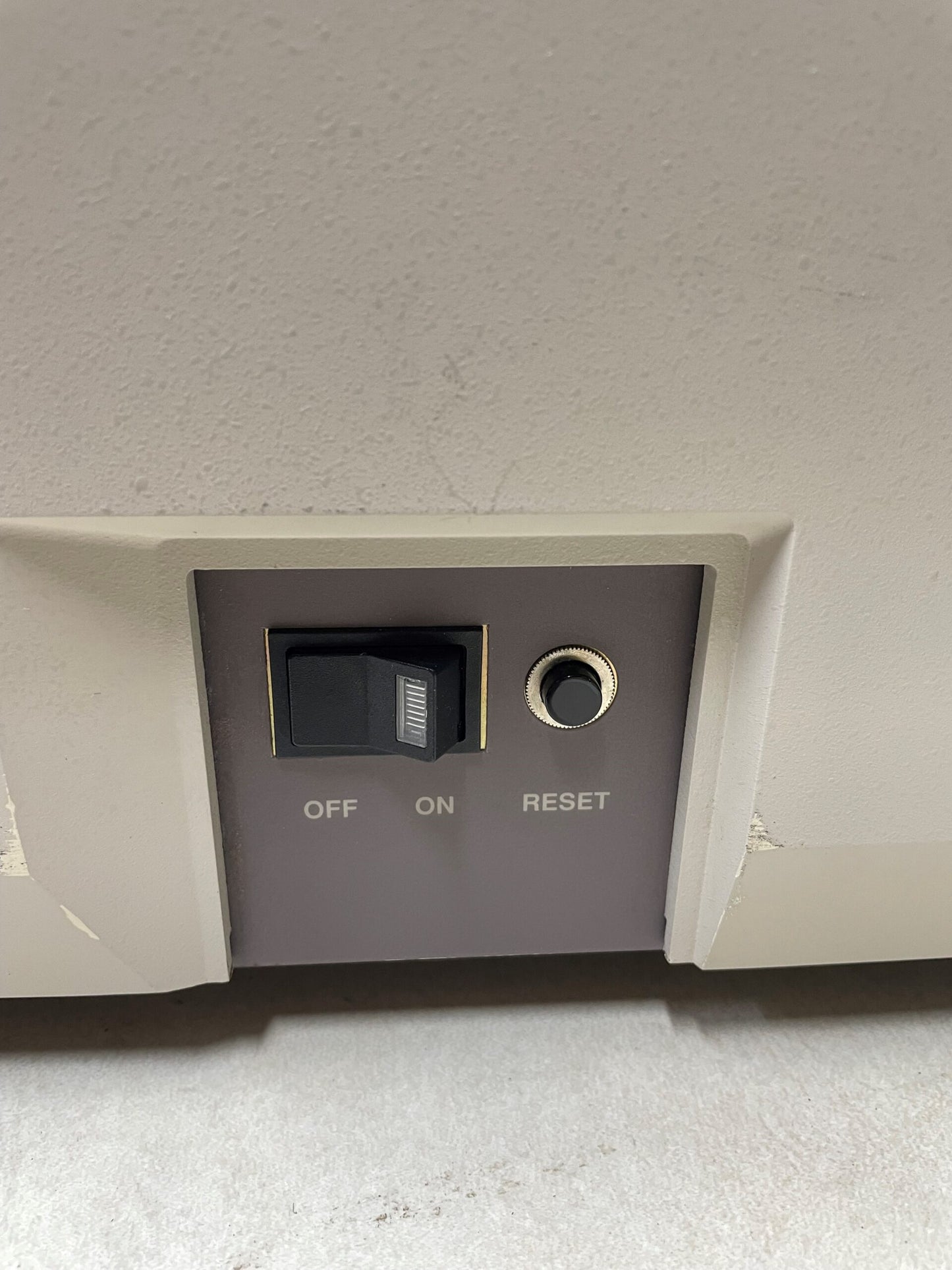 Harshaw TLD Model 5500 Automatic element Reader