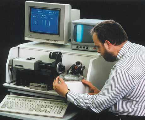 Thermo Autoscan 60 automated CR-39 Neutron Dosimeter Reader