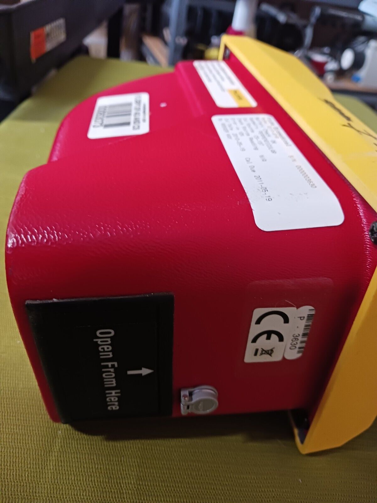 Victoreen Ion chamber survey meter, model 451