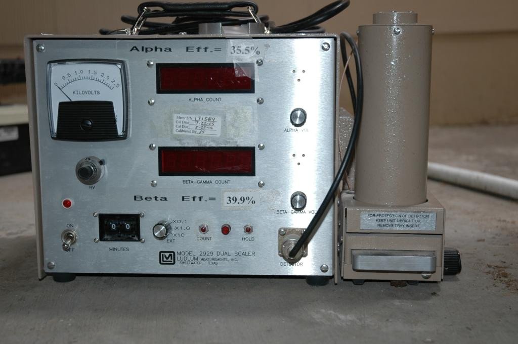 Ludlum Model 2929 with Model 43-10-1 Digital Dual Channel Scaler - Refurbished