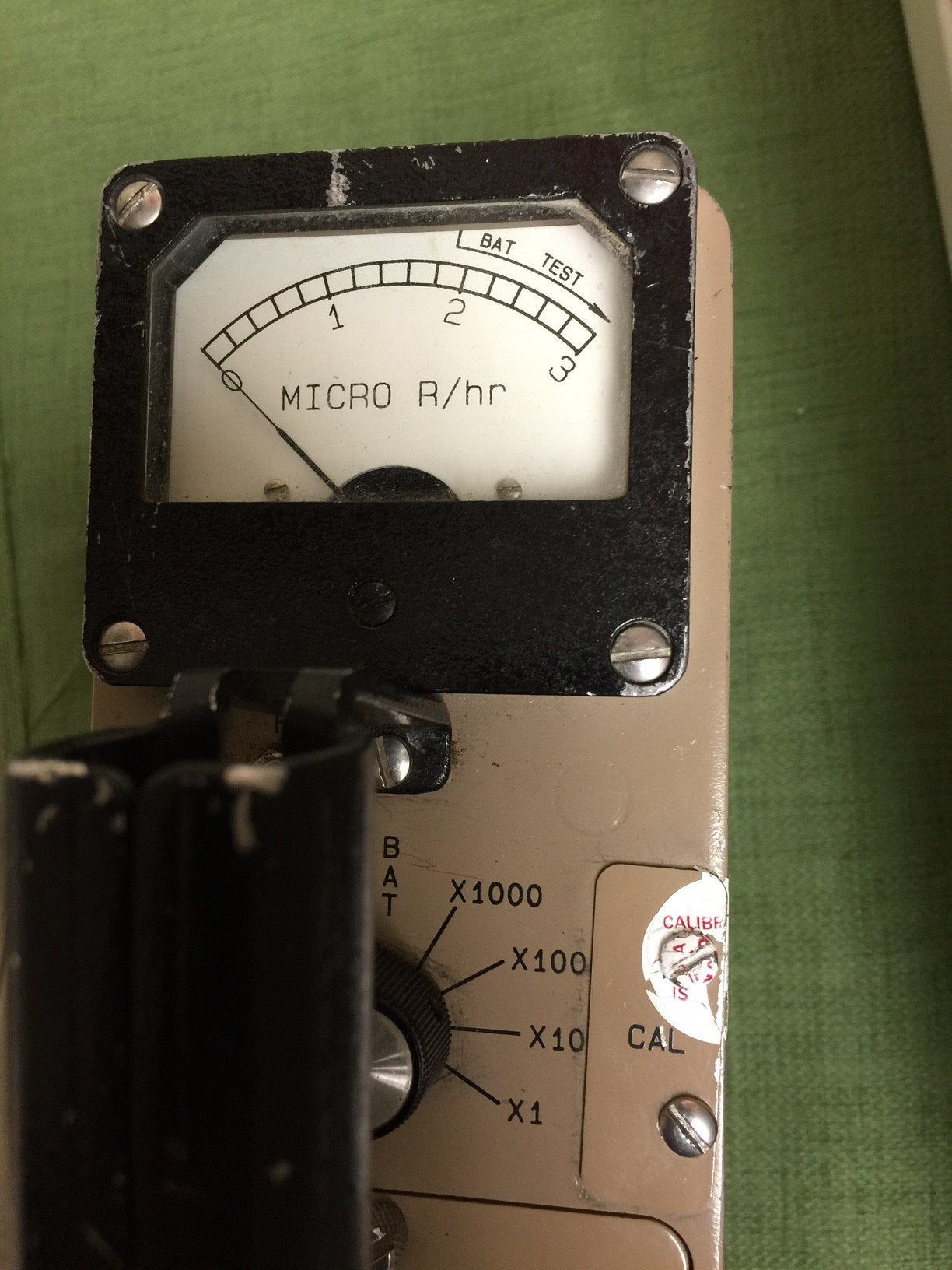 Ludlum Model 12S MicroR meter - Environmental Radiatiom Monitor