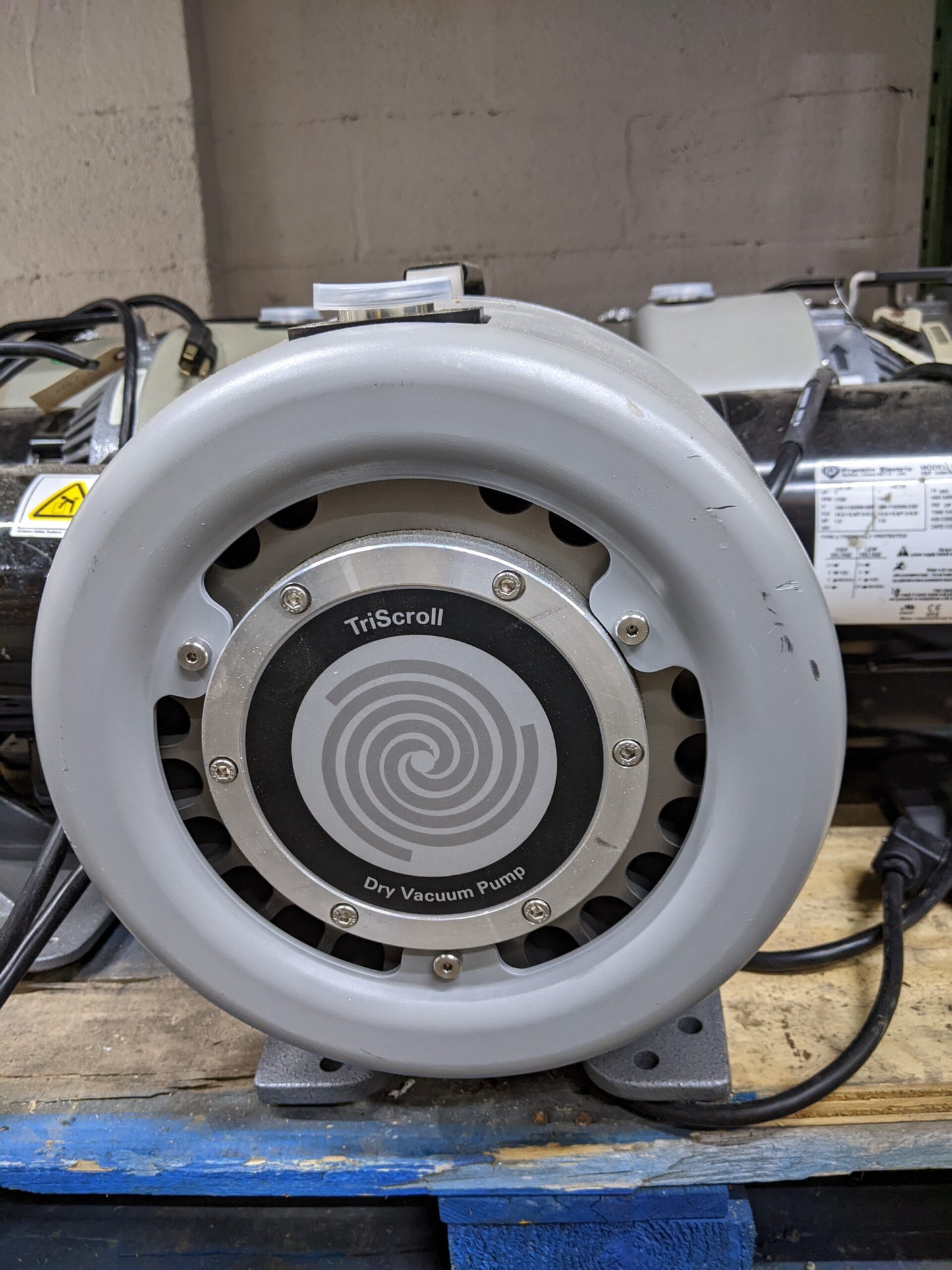 Varian Tri Scroll Vacuum Pump PTS03001UNIV