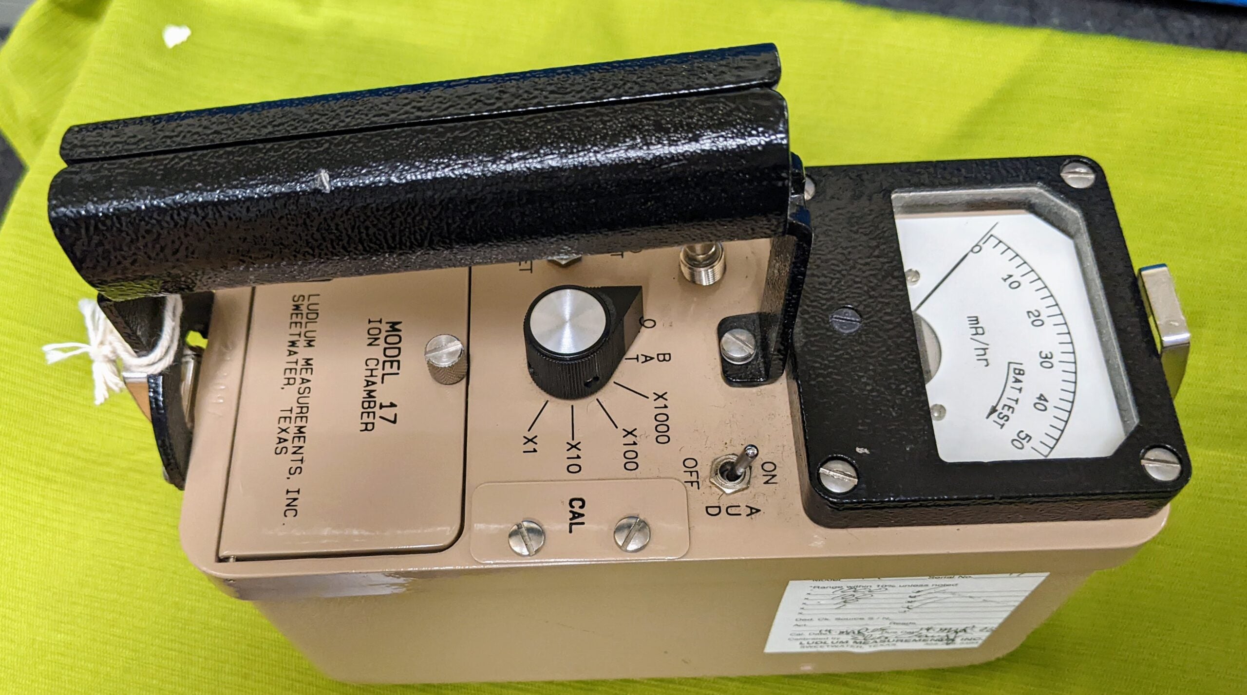 Ludlum Model 17 Ion chamber